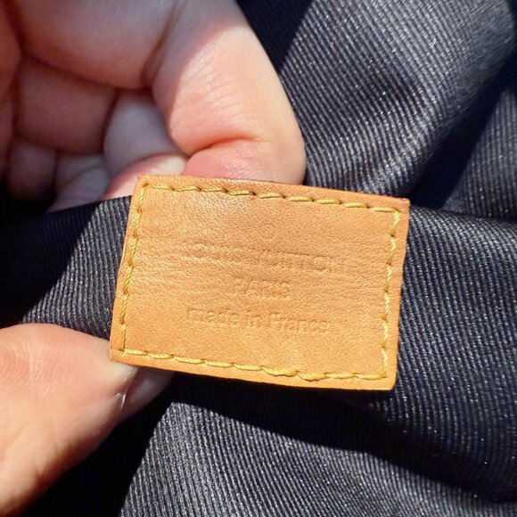 Louis Vuitton 2019 Brown Monogram Bum Bag - Picture 13 of 15